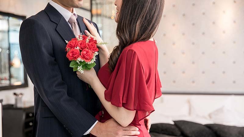 理想の出会いを叶えるプロフィールを広告宣伝のプロが作成 - 中高年の婚活 福岡おとなの結婚相談所